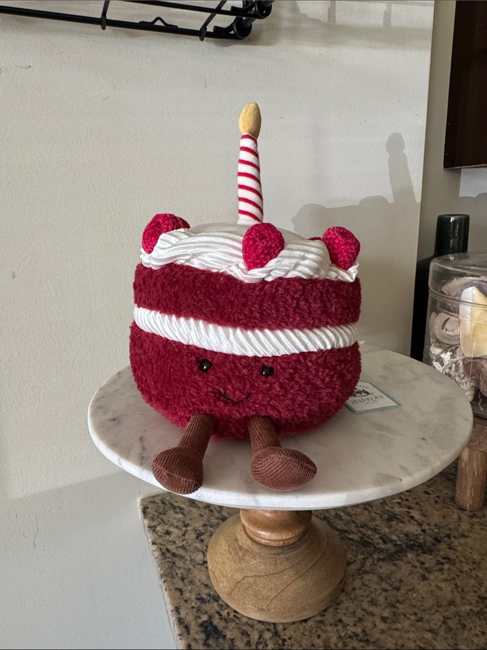 Jellycat Amuseables Cheri Cake